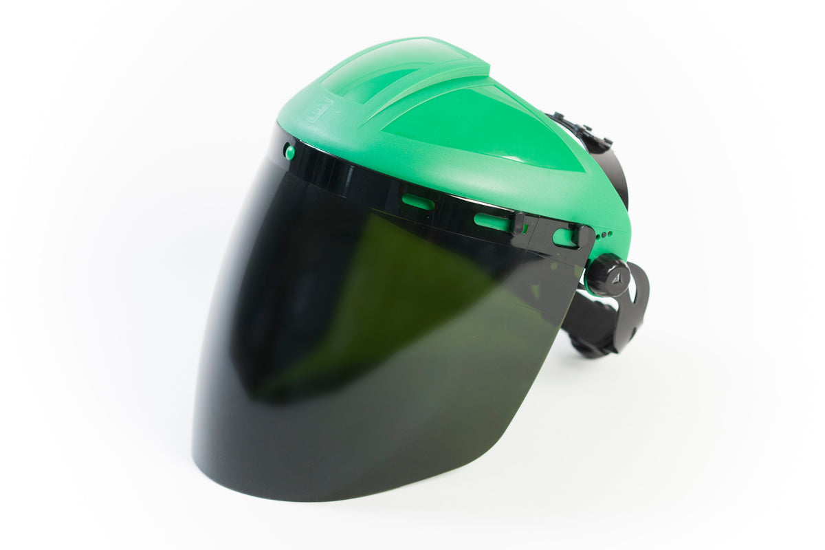 EPI completos para soldadura: guía por riesgo y normativa
